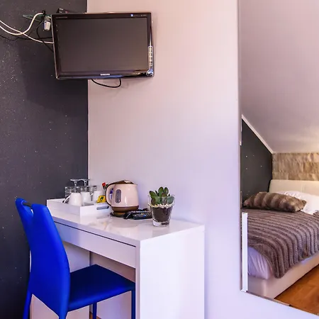 季德罗别墅 特罗吉尔