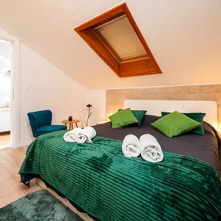 イドロ アパートホテル