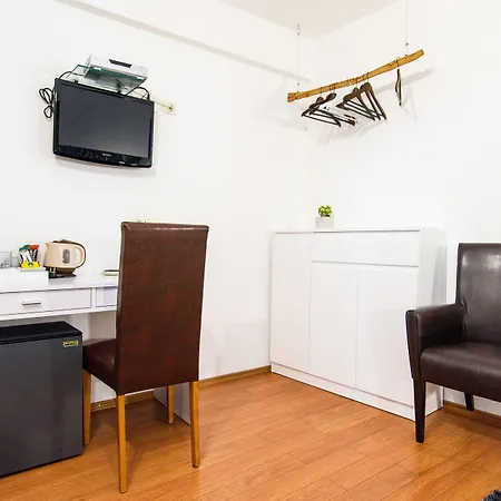 Apart Otel Jidro Trogir