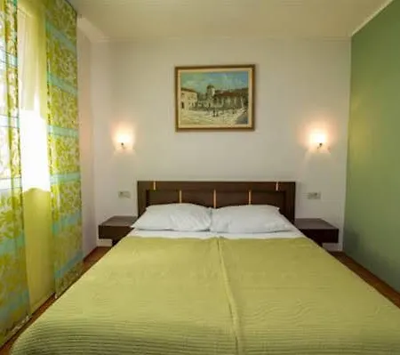Jidro 3* Trogir