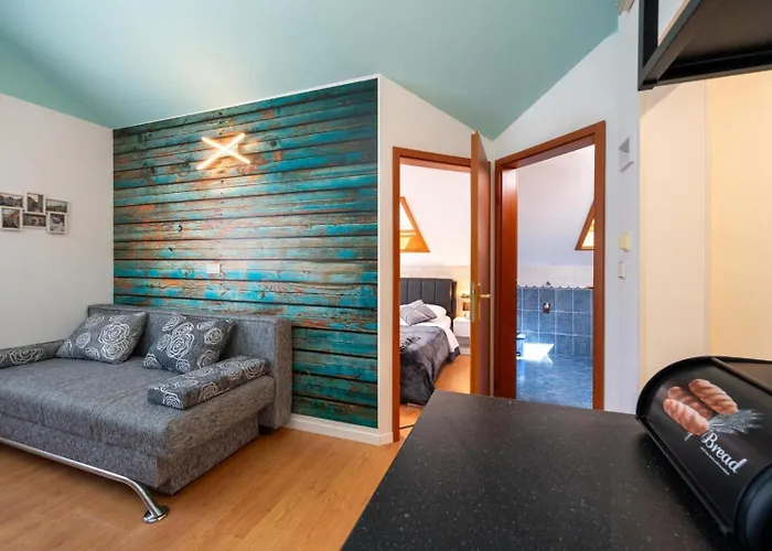 Apartmanhotel Jidro 3*