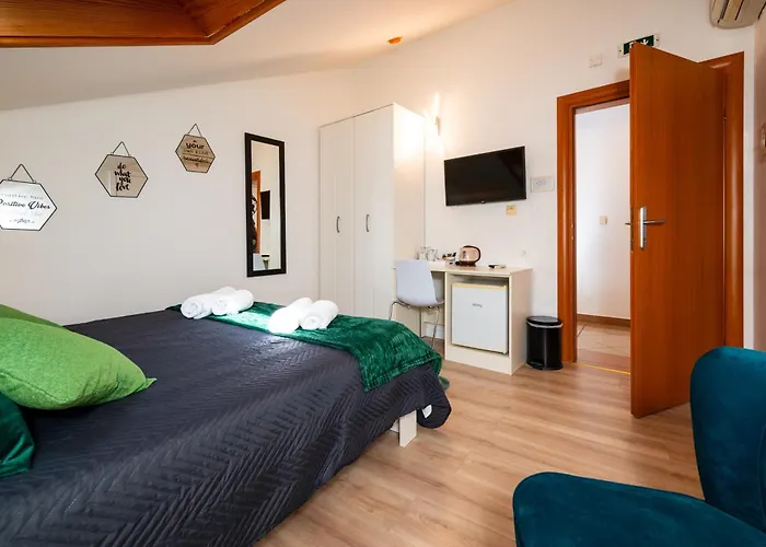 Jidro 3* Τρογκίρ