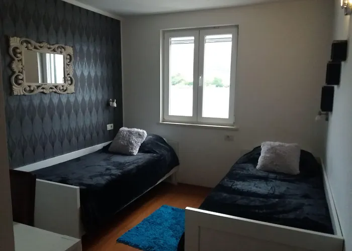 Jidro 3* Τρογκίρ