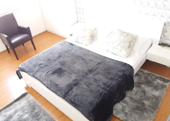 Jidro Ξενοδοχείο με διαμερίσματα 3*