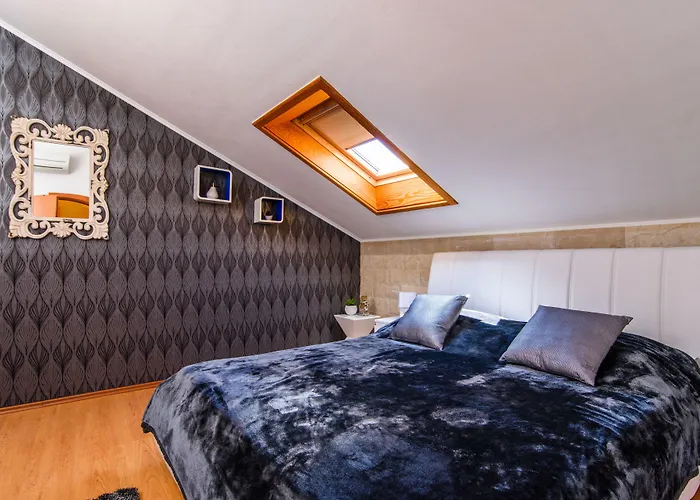 Jidro 3* Τρογκίρ