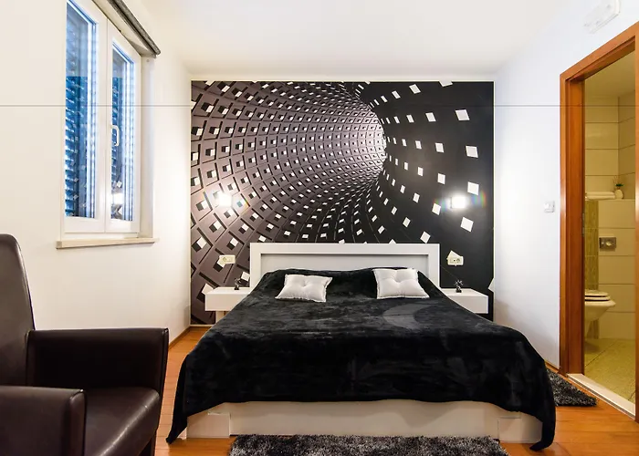 Ξενοδοχείο με διαμερίσματα Jidro Τρογκίρ