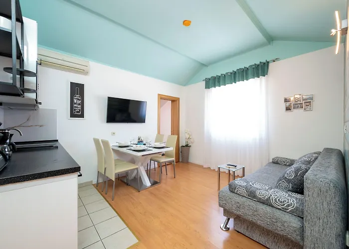 Jidro Apartmanhotel 3*